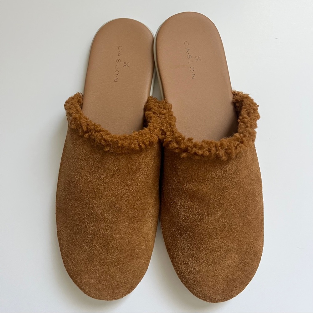Caslon Women's Tan Suede Slippers